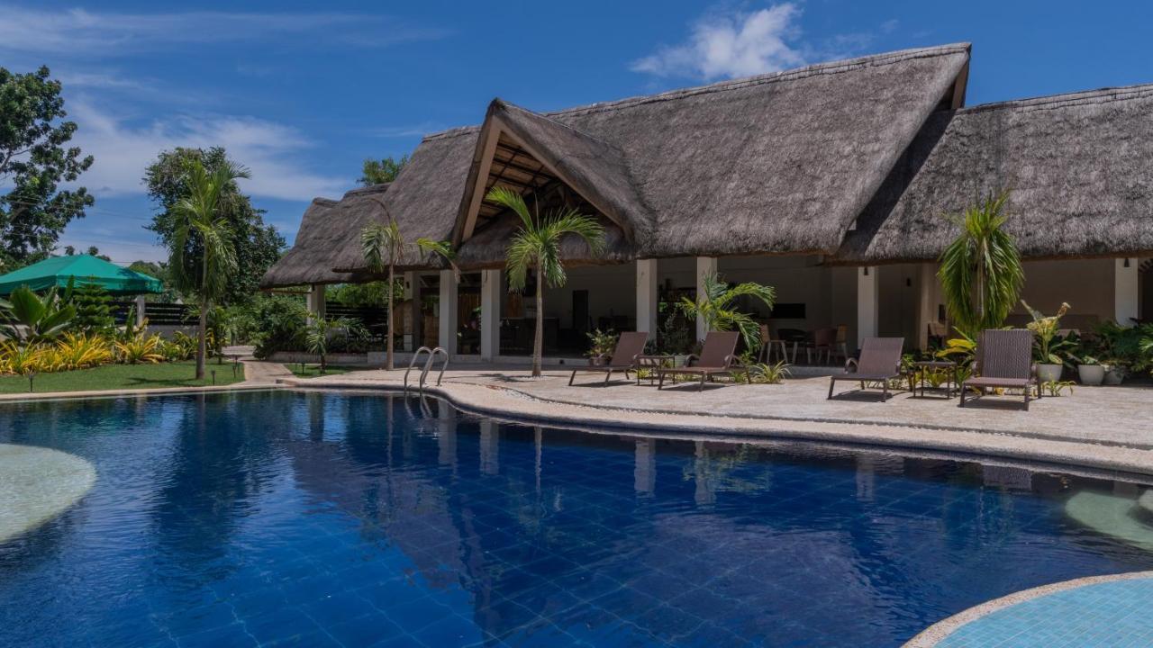 The Mayana Resort Dauis エクステリア 写真